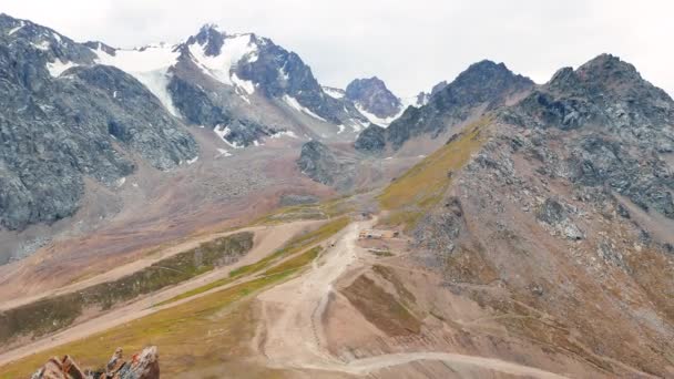 Гірські вершини Алмати - Кадри, відео