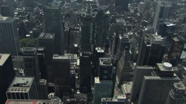 empire state building to midtown streets - Materiał filmowy, wideo