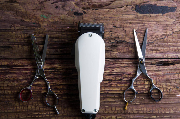 Стильний професійний перукар Машинки для стрижки, Машинки для стрижки волосся, волосся ножиці - Фото, зображення