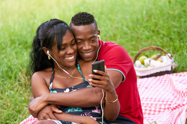 couple using smartphone - Photo, Image