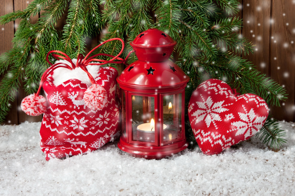 Lanterne ardente et décoration de Noël
  - Photo, image