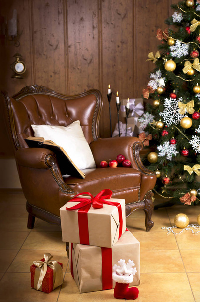 Christmas scene with tree gifts - Фото, изображение