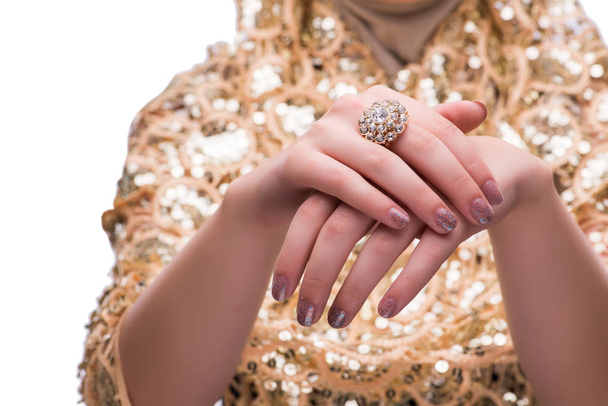Manos con anillos de joyería en concepto de moda - Foto, imagen