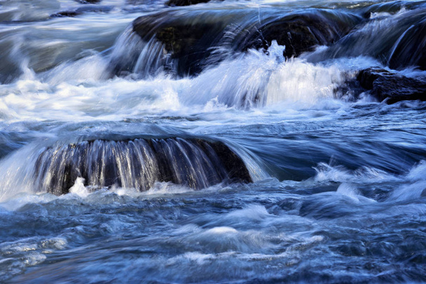 Derece rapids Nehri üzerinde - Fotoğraf, Görsel