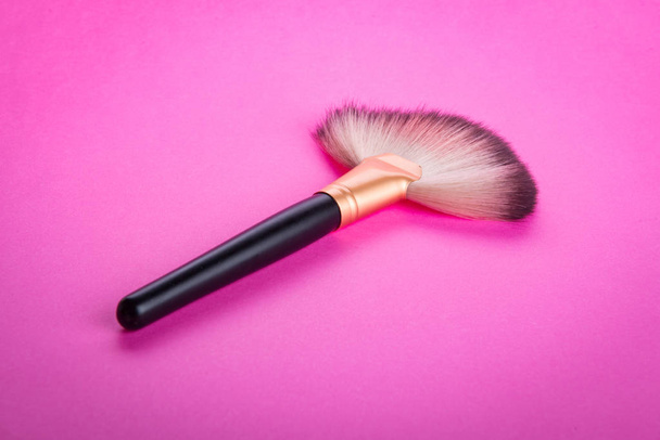 Brush for applying cosmetic make-up - Photo, Image
