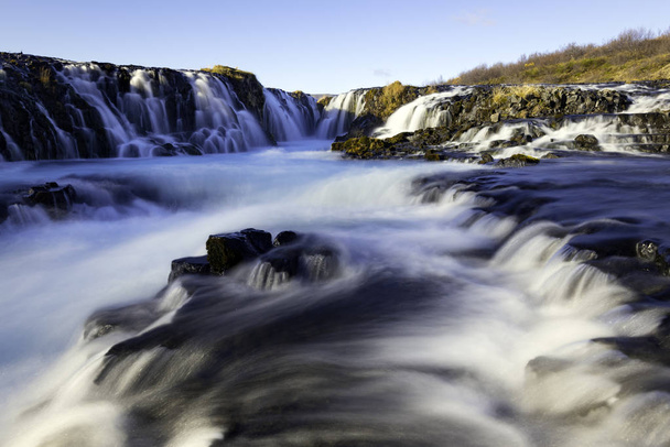 bruarfoss (Brückenfall), ist ein Wasserfall am Fluss bruara, in Island - Foto, Bild
