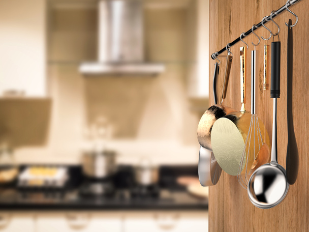 rack de cozinha pendurado com fundo de cozinha
 - Foto, Imagem