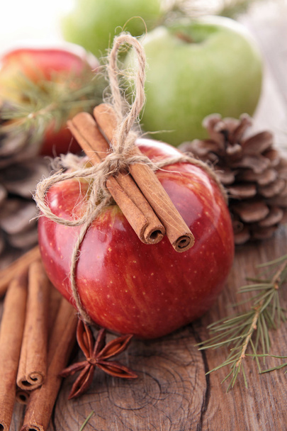 Apple,cinnamon and decoration - Φωτογραφία, εικόνα