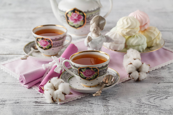 Tea with tea pot on white background - Foto, Imagem