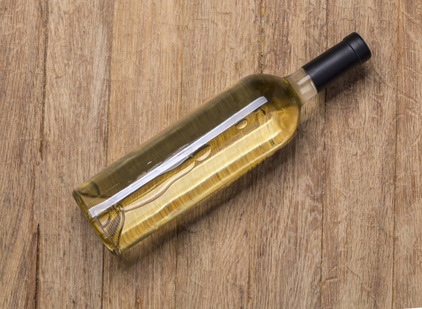 Glass bottle of wine  - Foto, Imagem