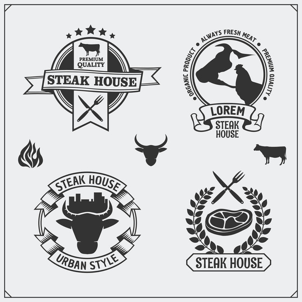 BBQ Collection. Set of vintage grill steak labels, badges and emblems. - Vektor, Bild