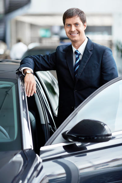 Businessman near cars - Photo, Image