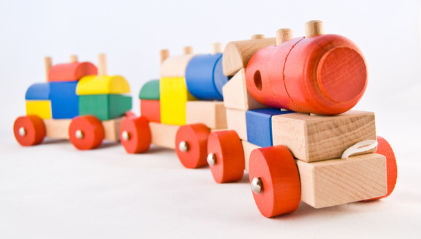 Tren de juguete de madera
 - Foto, Imagen
