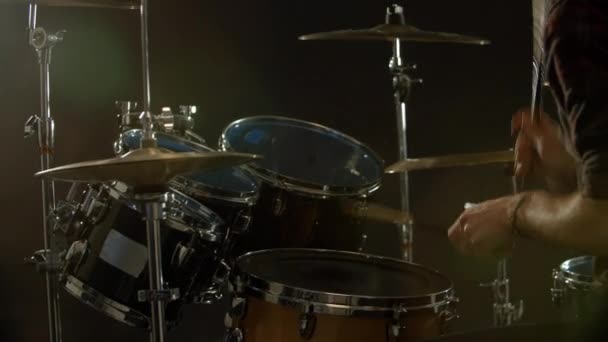 Drummer Playing Drum Kit - Πλάνα, βίντεο