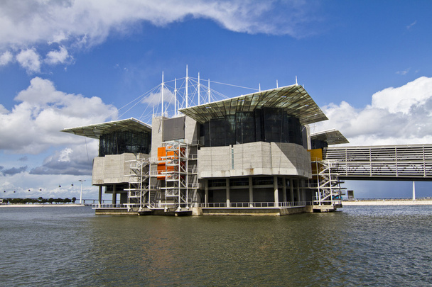 edificio moderno del acuario
 - Foto, Imagen