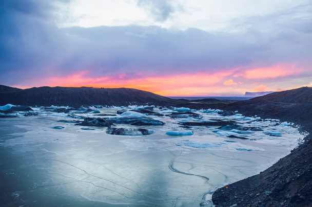 Sunset over mountains in Iceland - 写真・画像