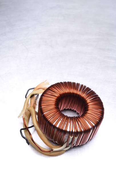 Transformateur bobines de cuivre
  - Photo, image