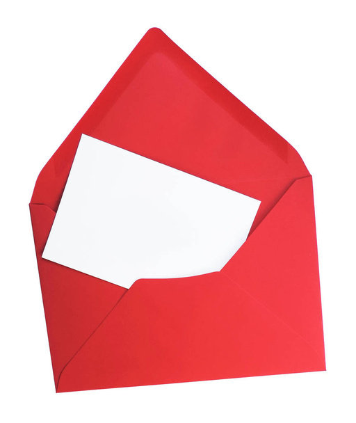 Sobre rojo y tarjeta blanca en blanco con
 - Foto, Imagen