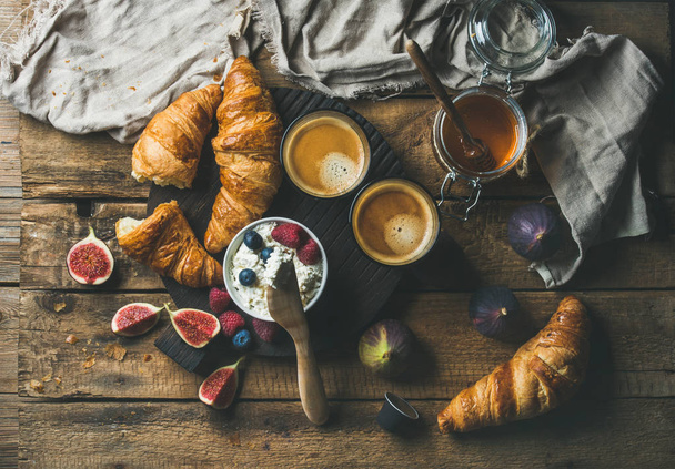 homemade ricotta Breakfast  - Valokuva, kuva