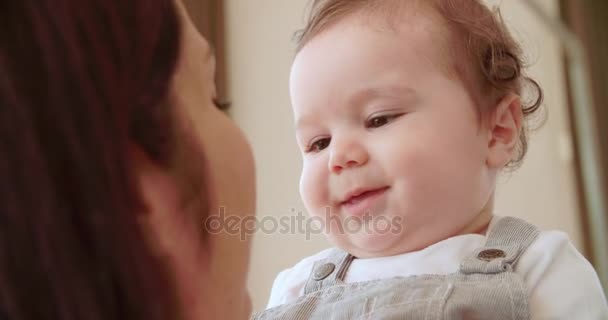 Mother Playing With Baby Boy - Filmagem, Vídeo