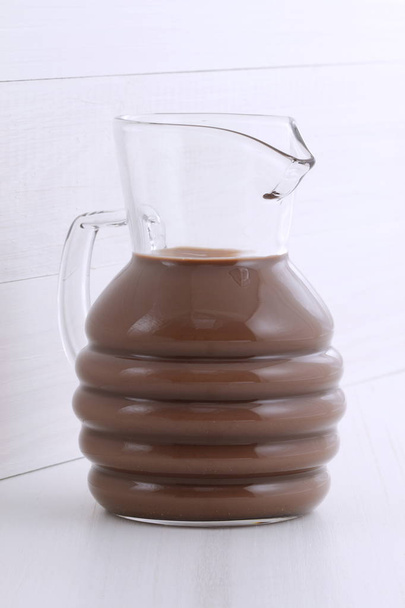 lezzetli çikolatalı süt - Fotoğraf, Görsel