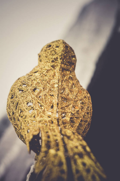 Décoration artificielle Golden Bird Rétro
 - Photo, image