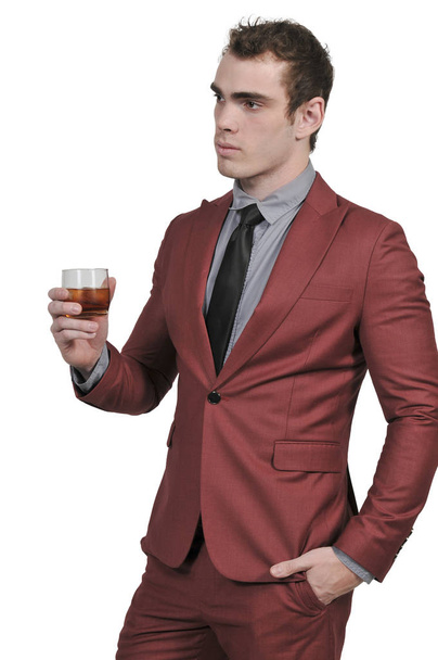 Homem de negócios com um cocktail
 - Foto, Imagem