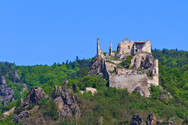 Castelo de Durnstein sobre o rio Danúbio (Vale do Wachau), Áustria
 - Foto, Imagem
