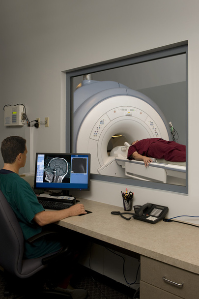 MRI-technicus - Foto, afbeelding