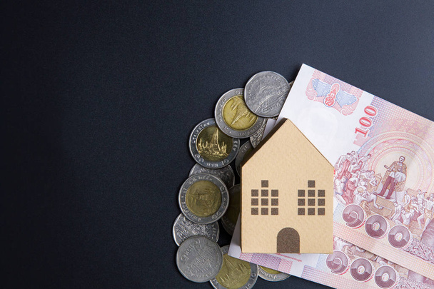 Home architectonisch model papier vak kubussen, bankbiljetten Thailand en - Foto, afbeelding