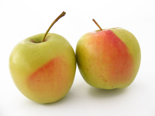 Найкращі червоні зелені та жовті яблука для здорового життя
 - Фото, зображення
