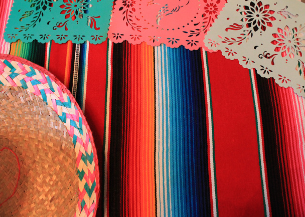 Mexikanische Poncho Sombrero Hintergrund Fiesta Cinco de Mayo Dekoration Flagge  - Foto, Bild