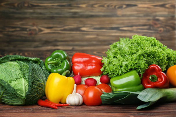 Fresh vegetables on wooden table - Zdjęcie, obraz