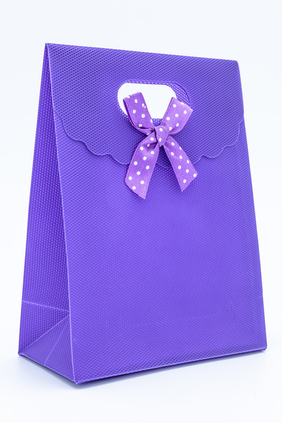 Sacchetto regalo viola
 - Foto, immagini