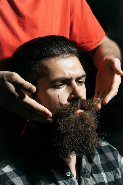 Male hands styles beard - Foto, Imagem