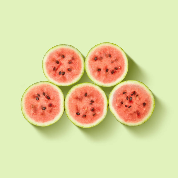 slices of red watermelon - 写真・画像