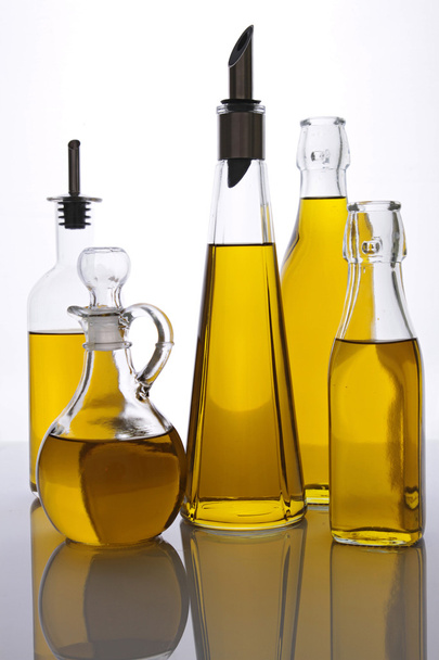 Carafe of olive oil - Foto, afbeelding