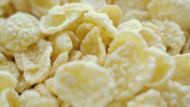 Heap of crispy corn flakes - Video, Çekim