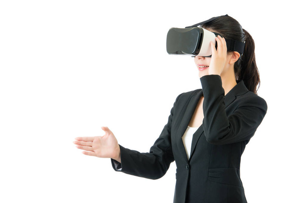 азіатська бізнес-леді рукостискання VR гарнітура окуляри
 - Фото, зображення