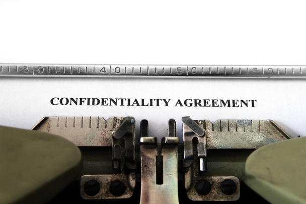 vertrouwelijke overeenkomst - Foto, afbeelding