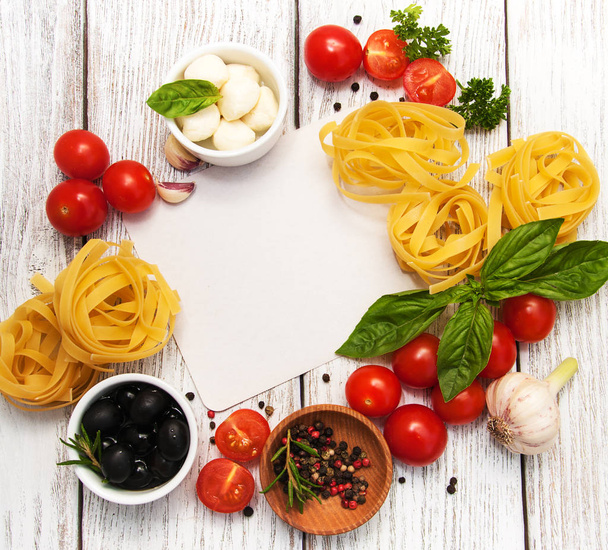 ingrédients alimentaires italiens
 - Photo, image