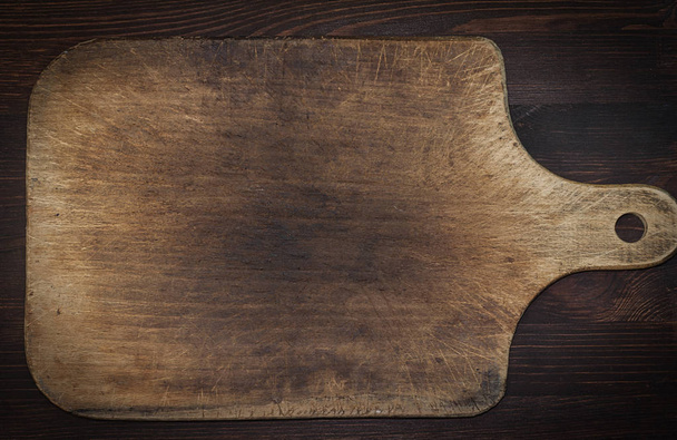 Old grunge wooden cutting kitchen desk board - Фото, изображение