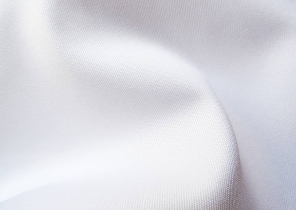 Tecido de linho branco ondulado
 - Foto, Imagem