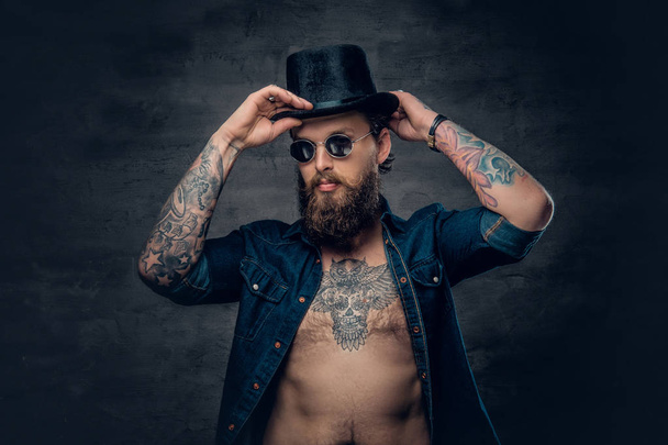 Hipster man wearing a top hat  - Photo, Image