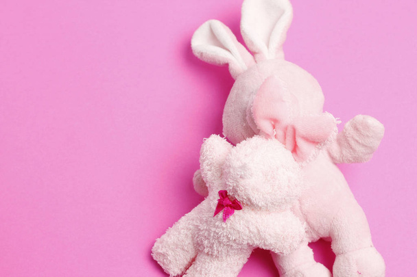 boneca de coelho rosa
 - Foto, Imagem
