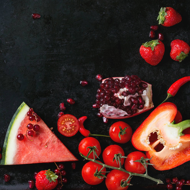 Red fruits and vegetables - Fotografie, Obrázek