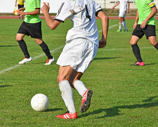 Match de football en été
 - Photo, image