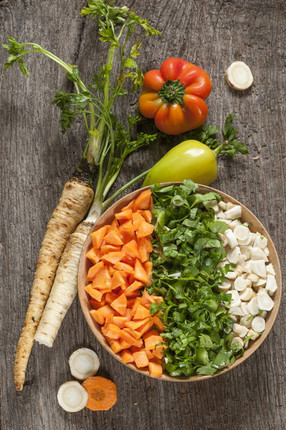 Légumes sur la table
 - Photo, image