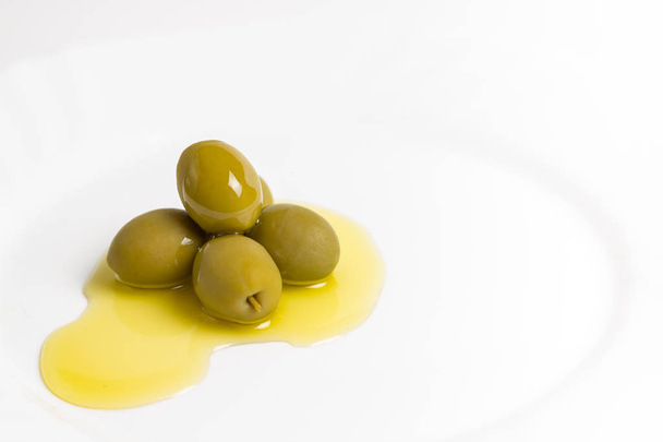 масла і оливкового
 - Фото, зображення