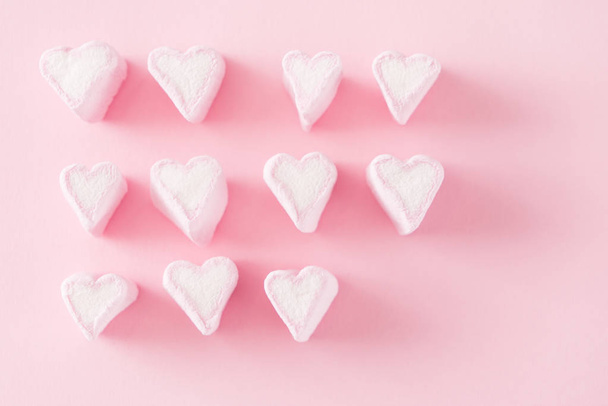 Heart shaped marshmallows - 写真・画像